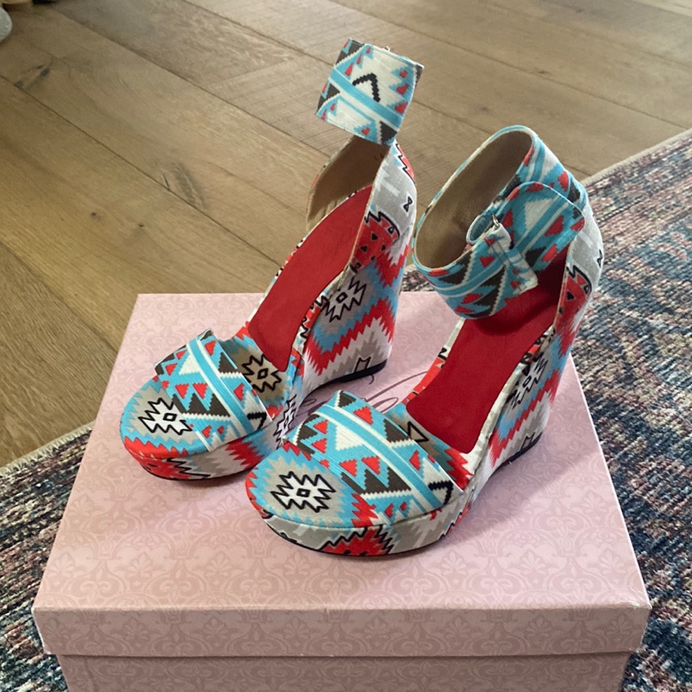 Brand new Theodora & Callum wedges.